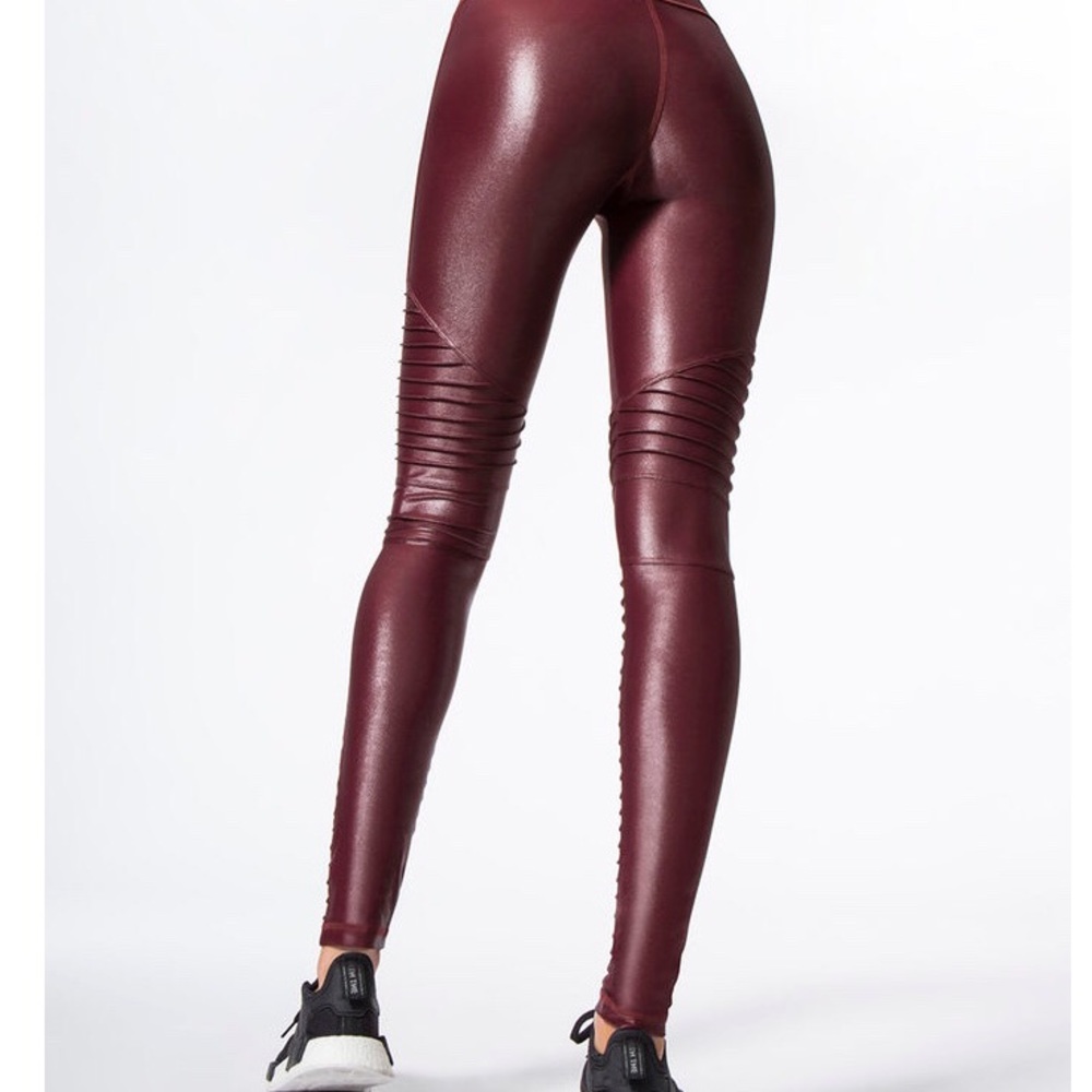 Carbon 38 Moto Leggings in Wine *Sold Out*